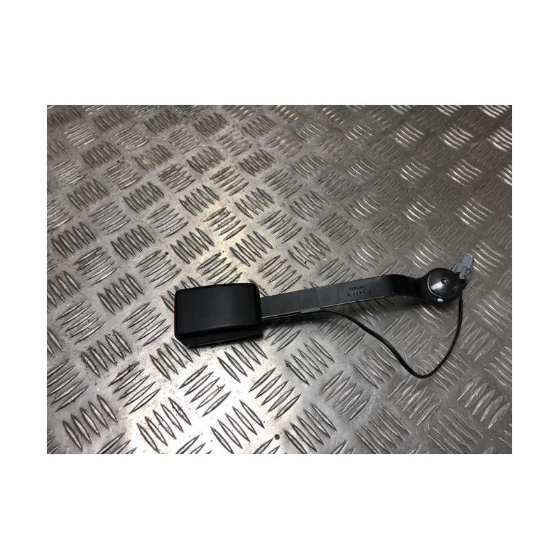 Attache ceinture avant droit RENAULT CLIO 4 PHASE 1 d’occasion