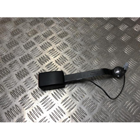 Attache ceinture avant droit RENAULT CLIO 4 PHASE 1 d’occasion