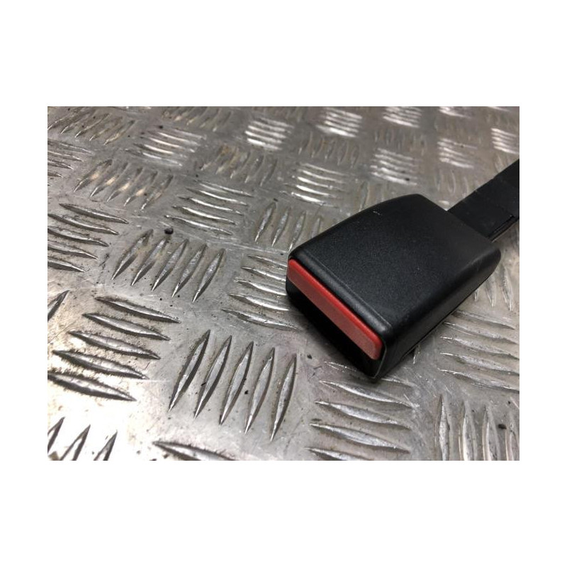Attache ceinture avant droit RENAULT CLIO 4 PHASE 1 d’occasion