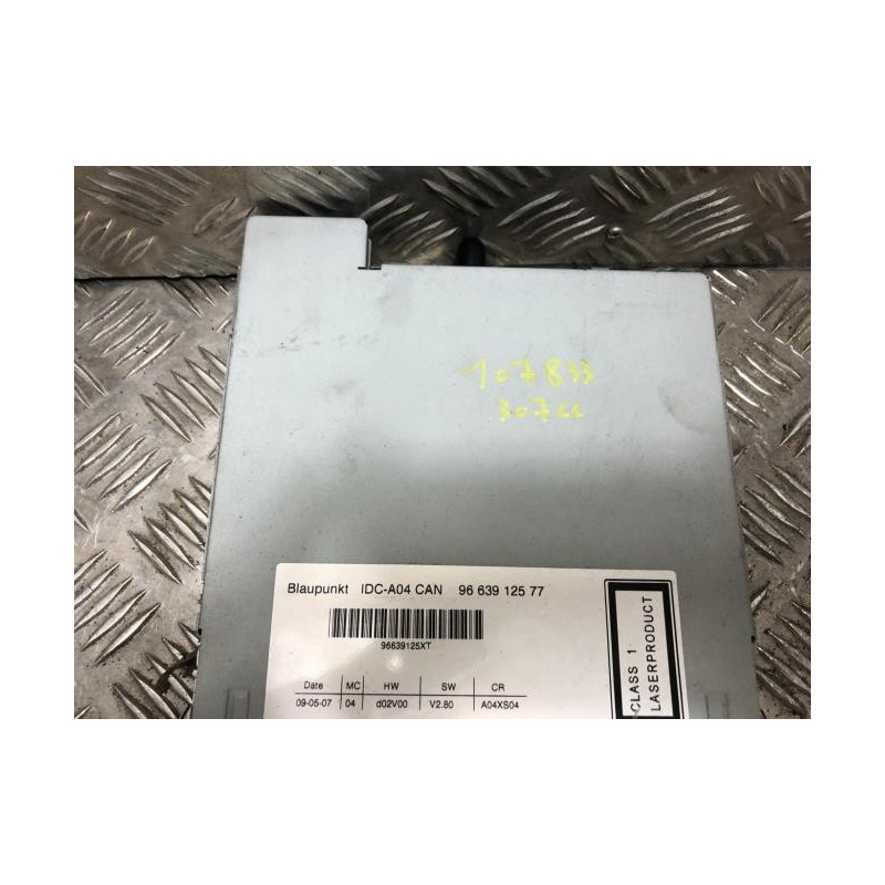 Chargeur CD PEUGEOT 307 PHASE 2 CABRIOLET d’occasion