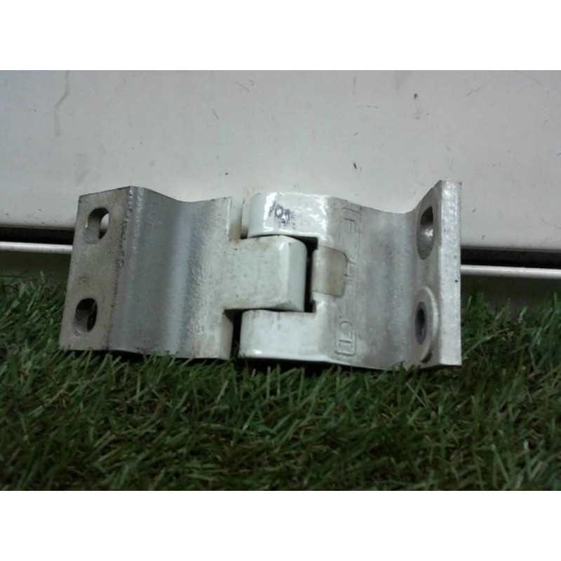 Charniere de porte arriere droit CITROEN NEMO FOURGON d’occasion