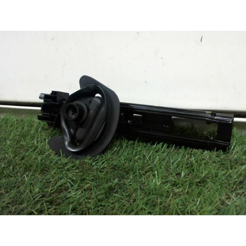 Reglage hauteur ceinture MERCEDES CLASSE GLA (X156) d’occasion