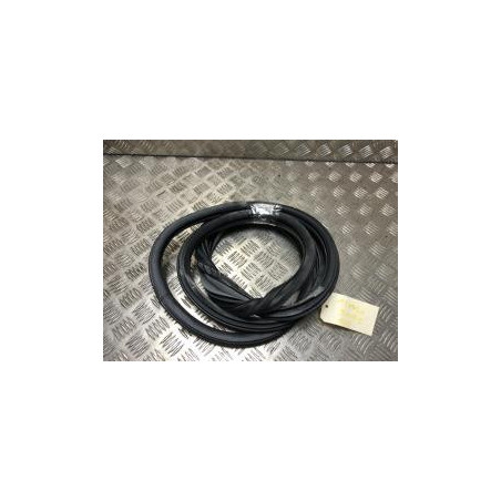 Joint de porte avant droite PEUGEOT 2008 1 PHASE 1 d’occasion