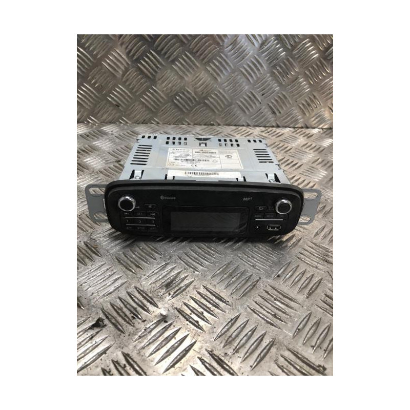 Autoradio RENAULT CLIO 4 PHASE 1 d’occasion