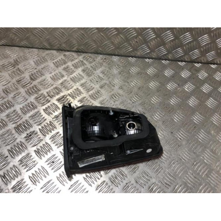 Feu arriere secondaire droit (feux) VOLKSWAGEN GOLF 7 PHASE 1 d’occasion