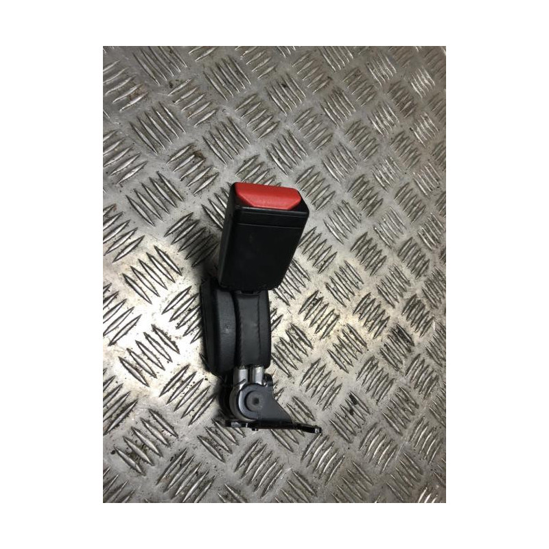 Attache ceinture arriere droit PEUGEOT 2008 1 PHASE 1 d’occasion