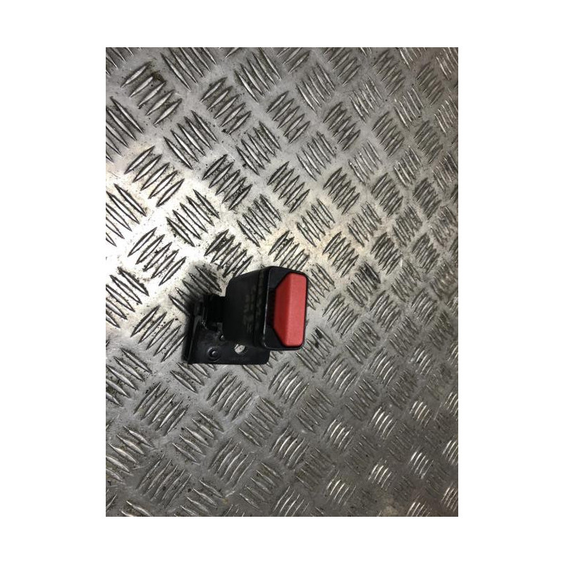 Attache ceinture arriere gauche PEUGEOT 2008 1 PHASE 1 d’occasion