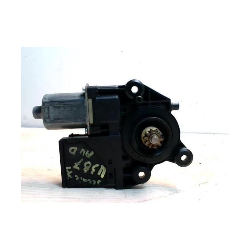 Moteur leve vitre avant droit RENAULT GRAND SCENIC 3 PHASE 1 d’occasion