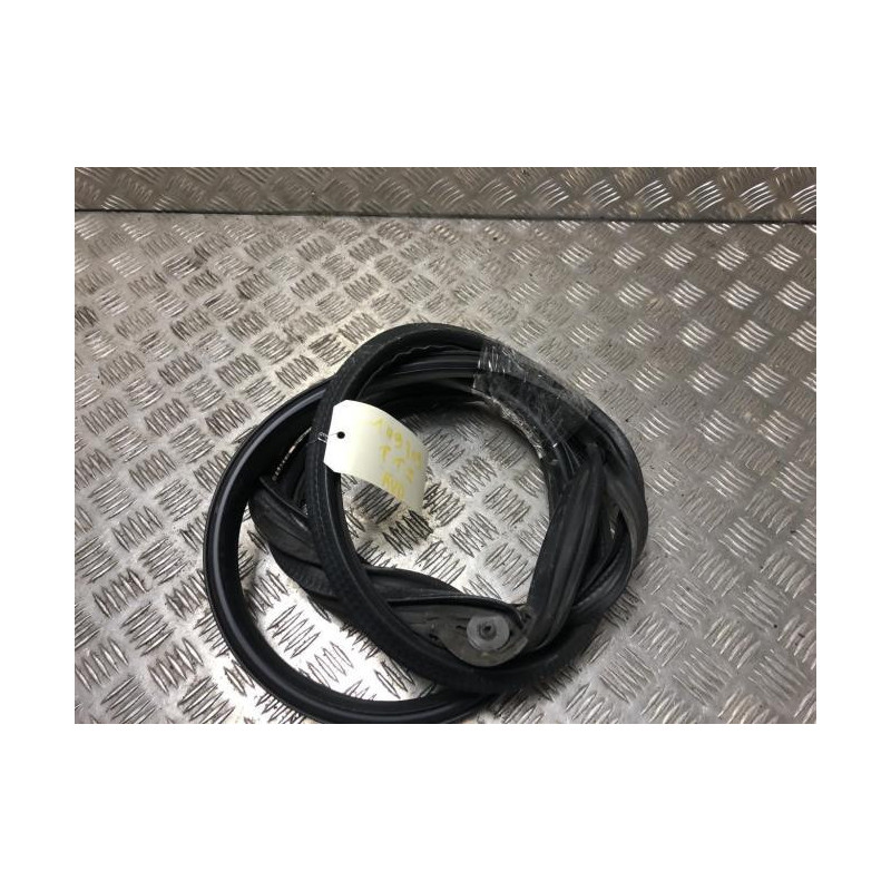 Joint de porte avant droite AUDI TT 1 COUPE d’occasion