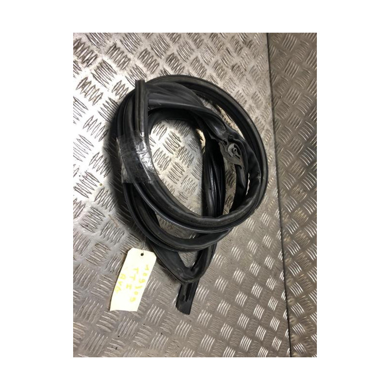 Joint de porte avant gauche AUDI TT 1 COUPE d’occasion
