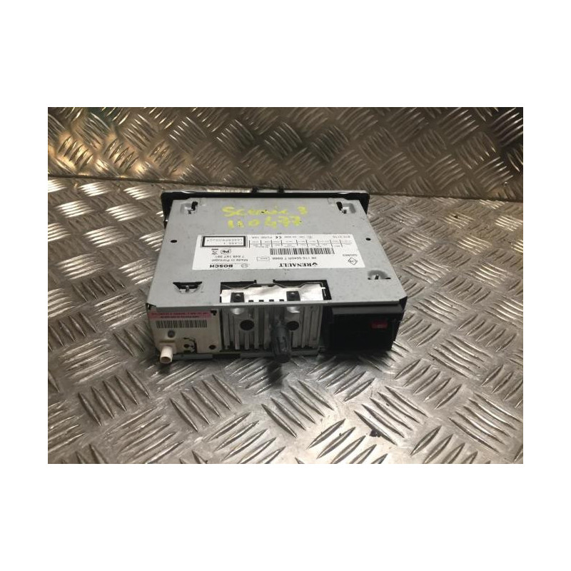 Autoradio d'origine RENAULT GRAND SCENIC 3 PHASE 1 d’occasion