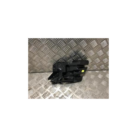 Support de pare chocs arriere RENAULT CAPTUR 2 d’occasion