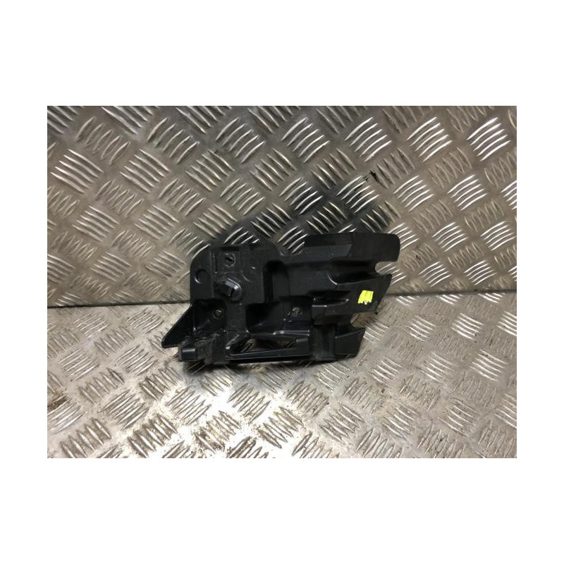 Support de pare chocs arriere RENAULT CAPTUR 2 d’occasion