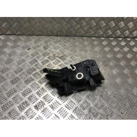 Support de pare chocs arriere RENAULT CAPTUR 2 d’occasion