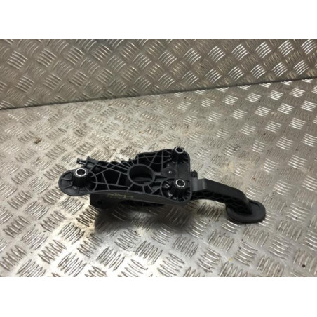 Pedale d'embrayage RENAULT CAPTUR 2 d’occasion