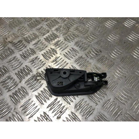 Poignee interieur avant gauche RENAULT CAPTUR 2 d’occasion
