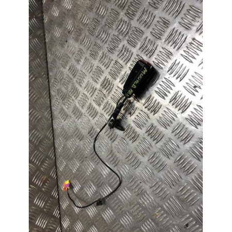 Attache ceinture arriere droit OPEL MERIVA B PHASE 1 d’occasion