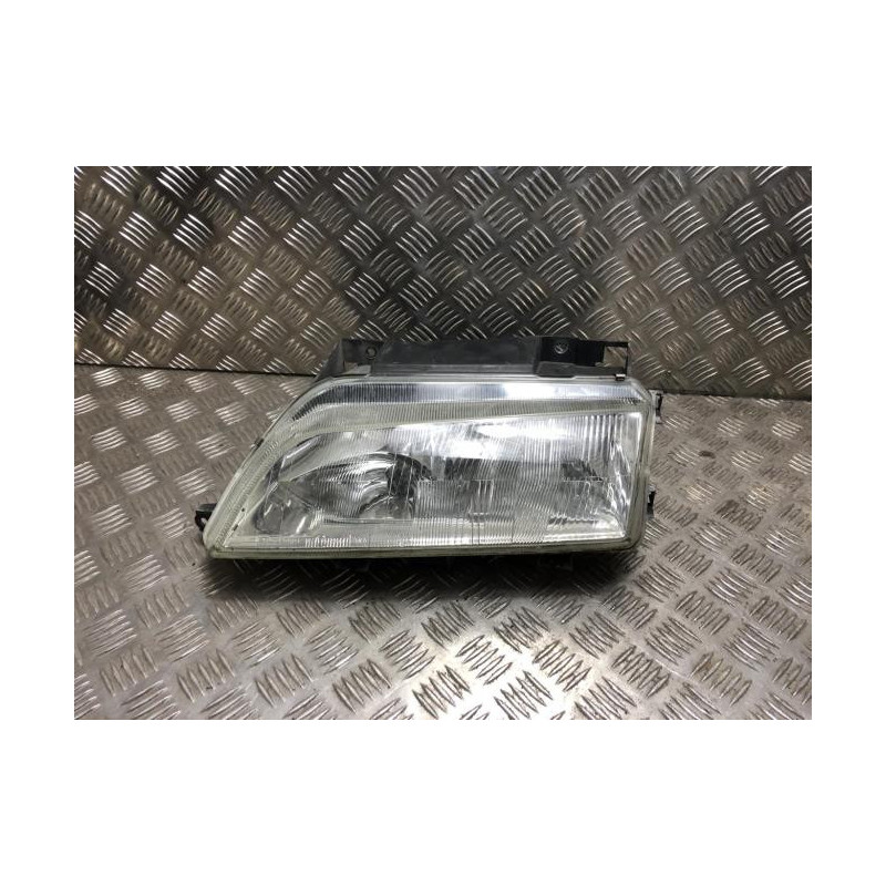 Optique avant principal gauche (feux)(phare) CITROEN XANTIA PHASE 2 BREAK d’occasion