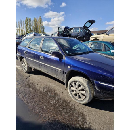 Optique avant principal gauche (feux)(phare) CITROEN XANTIA PHASE 2 BREAK d’occasion