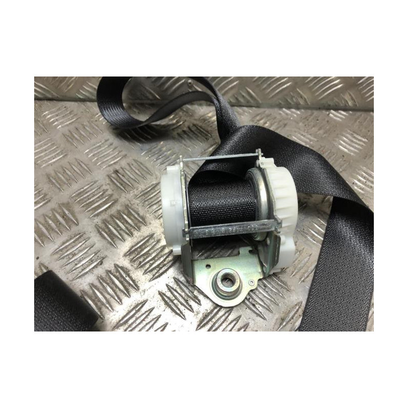 Ceinture arriere centrale OPEL MERIVA B PHASE 1 d’occasion