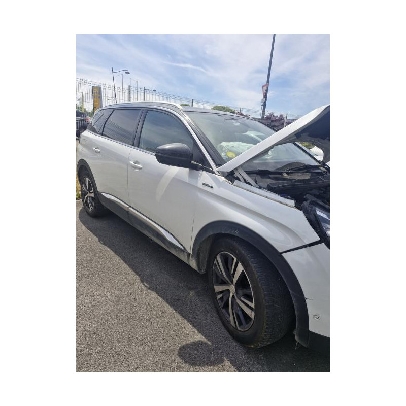 Charniere de porte avant gauche PEUGEOT 5008 2 PHASE 1 d’occasion