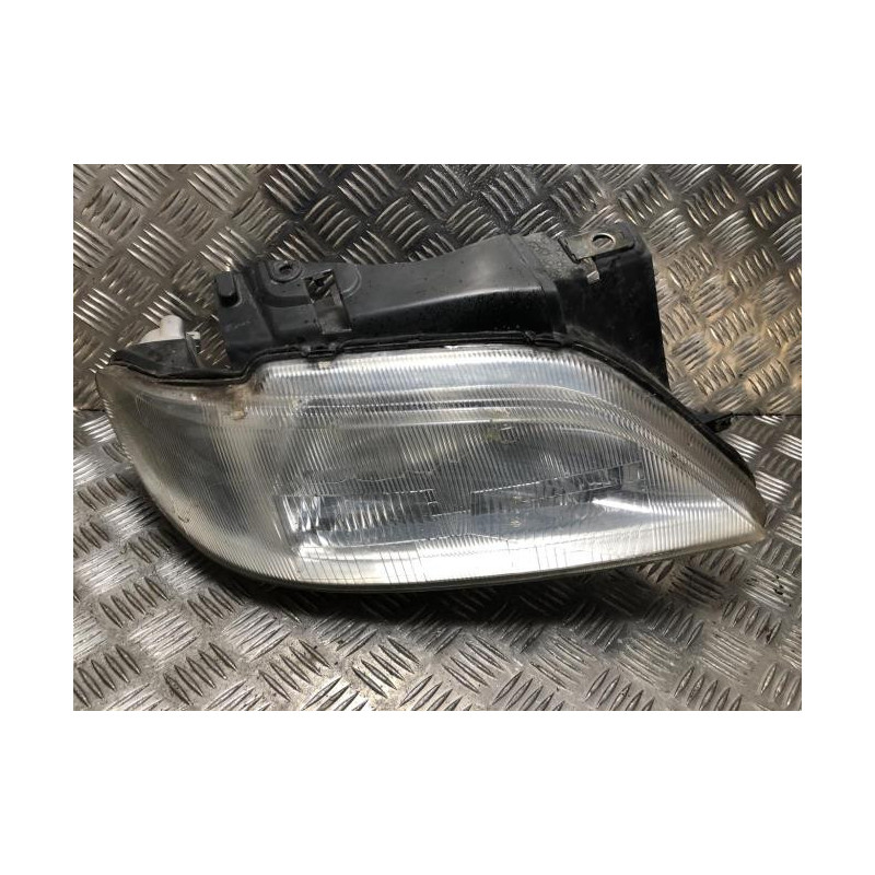 Optique avant principal droit (feux)(phare) CITROEN XSARA PHASE 1 COUPE d’occasion