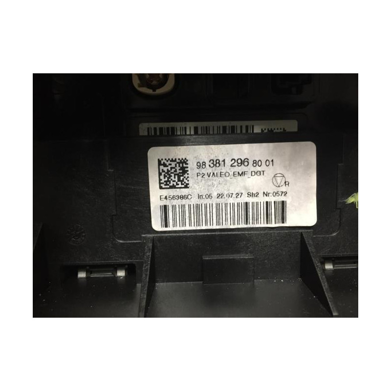 Ecran GPS PEUGEOT 208 2 d’occasion