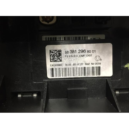Ecran GPS PEUGEOT 208 2 d’occasion
