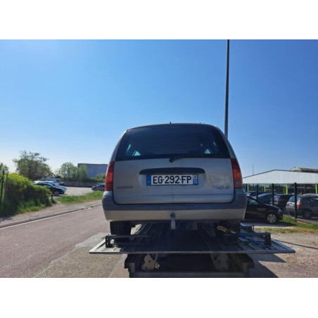 Feu arriere principal droit (feux) RENAULT MEGANE 1 BREAK d’occasion