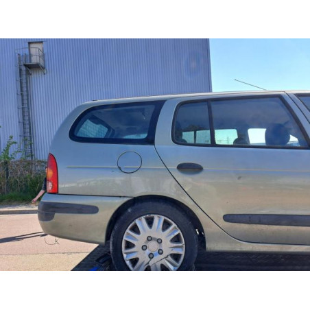 Feu arriere principal droit (feux) RENAULT MEGANE 1 BREAK d’occasion