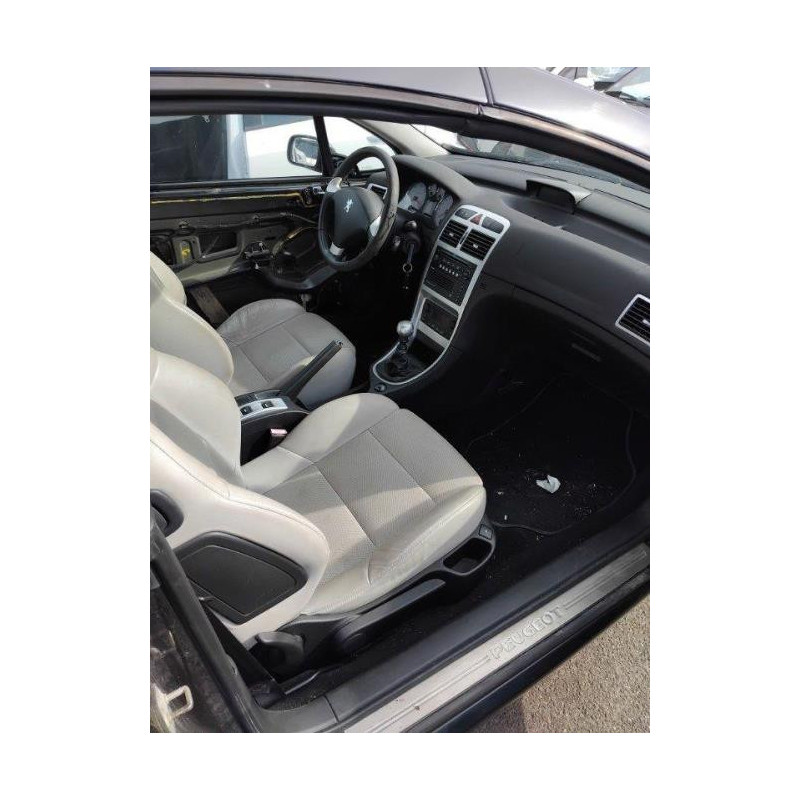 Vitre avant droit PEUGEOT 307 PHASE 2 CABRIOLET d’occasion
