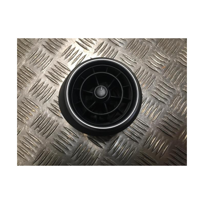 Aerateur tableau de bord AUDI A1 1 PHASE 1 d’occasion