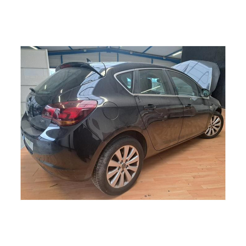 Joint de porte arriere gauche OPEL ASTRA J PHASE 1 d’occasion