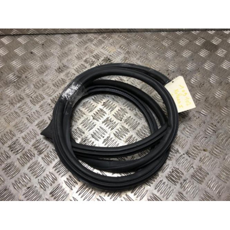 Joint de porte avant droite RENAULT KOLEOS 1 PHASE 3 d’occasion