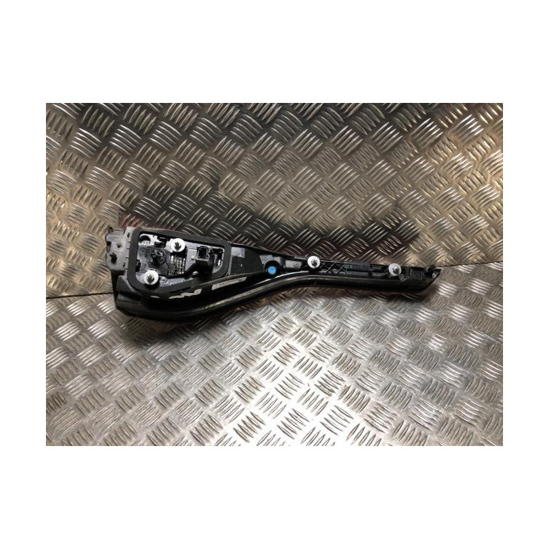 Feu arriere secondaire droit (feux) RENAULT MEGANE 4 PHASE 1 d’occasion