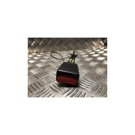 Attache ceinture avant droit RENAULT MEGANE 4 PHASE 1 d’occasion