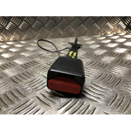 Attache ceinture avant droit RENAULT MEGANE 4 PHASE 1 d’occasion