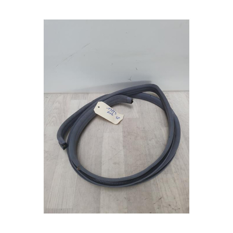 Joint de porte avant droite MERCEDES 300 W124 PHASE 1 d’occasion