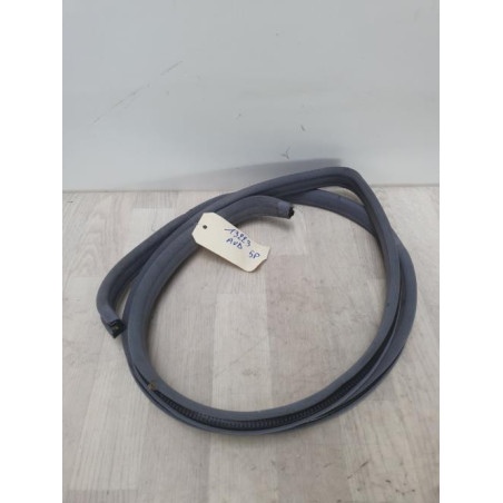 Joint de porte avant droite MERCEDES 300 W124 PHASE 1 d’occasion
