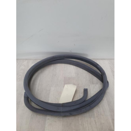 Joint de porte avant droite MERCEDES 300 W124 PHASE 1 d’occasion