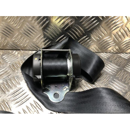 Ceinture arriere droit NISSAN JUKE 1 PHASE 1 d’occasion