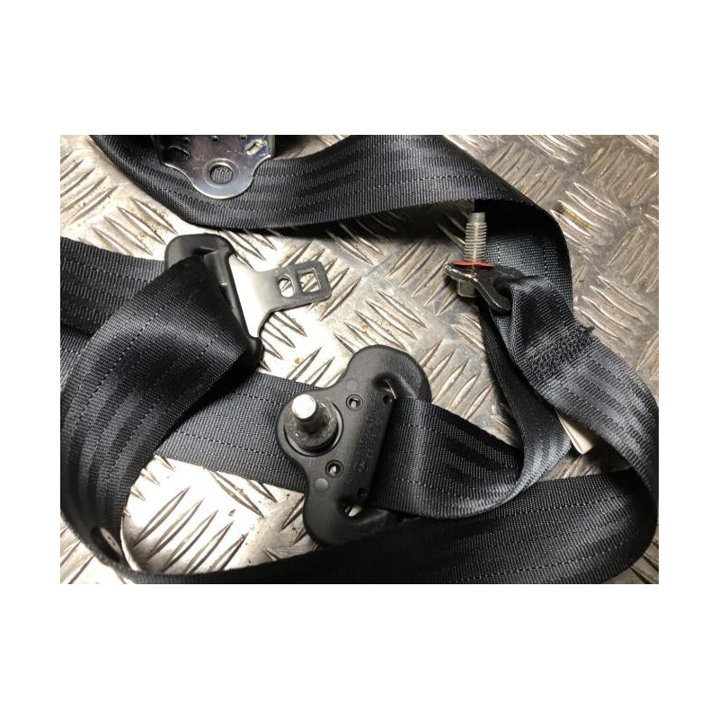 Ceinture arriere droit NISSAN JUKE 1 PHASE 1 d’occasion
