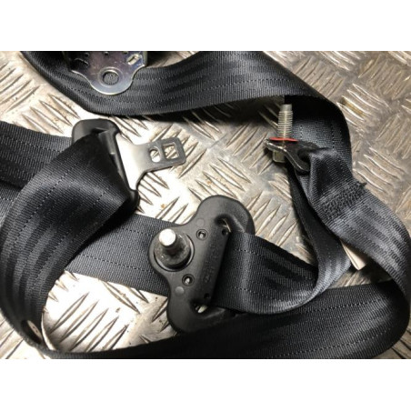 Ceinture arriere droit NISSAN JUKE 1 PHASE 1 d’occasion