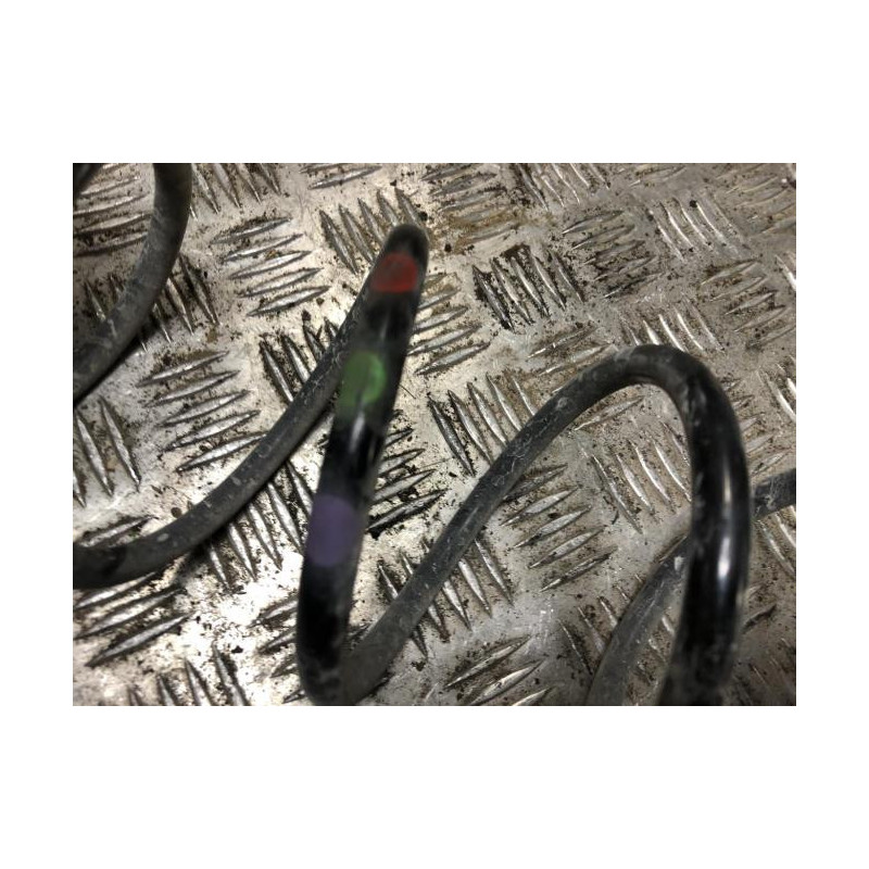 Ressort de suspension arriere droit OPEL CORSA F d’occasion