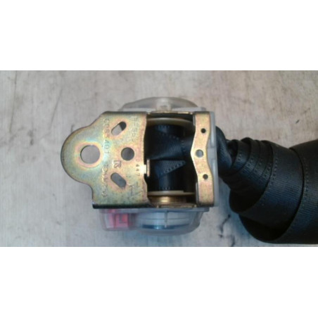 Ceinture arriere droit TOYOTA YARIS 1 PHASE 1 d’occasion