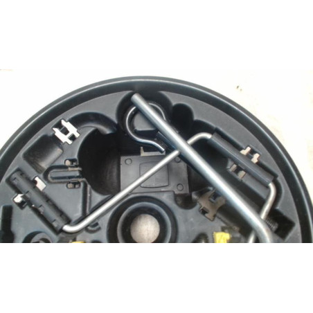 Cric (Ensemble depannage) RENAULT CLIO 2 PHASE 1 d’occasion