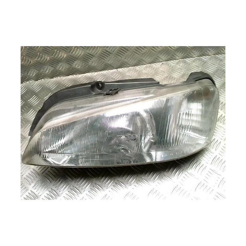 Optique avant principal gauche (feux)(phare) PEUGEOT 106 PHASE 2 d’occasion