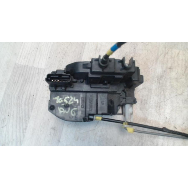 Serrure avant gauche NISSAN MICRA 3 PHASE 3 d’occasion