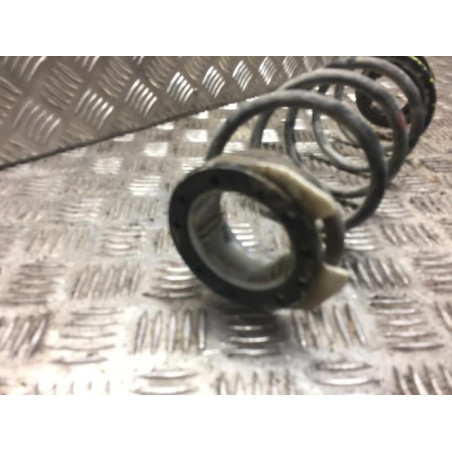 Ressort de suspension arriere gauche OPEL CORSA F d’occasion