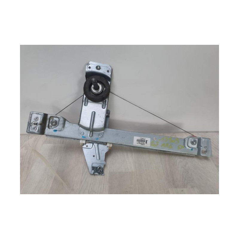 Leve vitre mecanique arriere droit PEUGEOT 207 PHASE 1 d’occasion